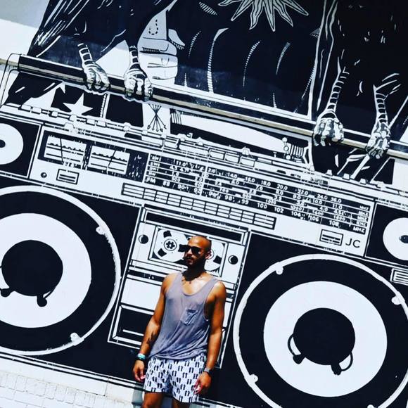 Meet your Posher, Austin - Picture 1 of 1